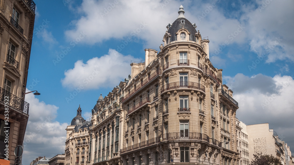 Naklejka premium Immeubles parisiens