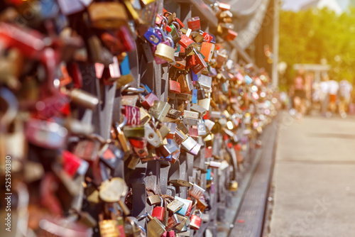 Frankfurt love locks on Eiserner Steg bridge in Germany © Markus Mainka