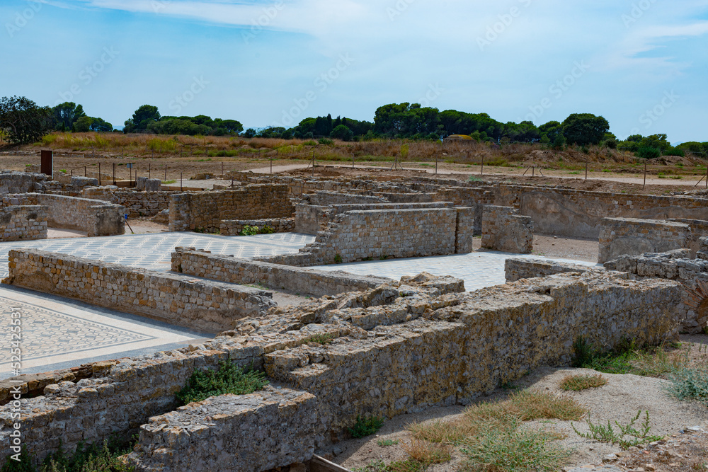 Site archéologique des ruines d'Empuries (Empúries en catalan) : port antique gréco-romain, situé sur la commune de L'Escala, près de Gérone, en Catalogne (Espagne).