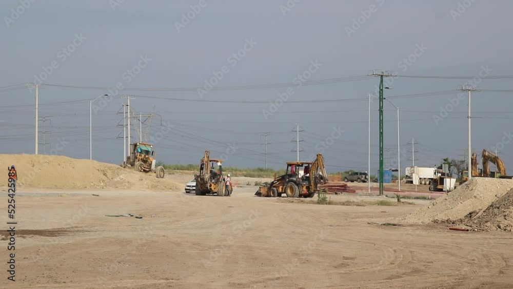 tractores en construcción