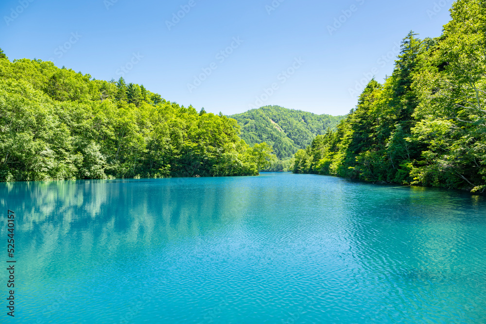 志賀高原　大沼池　コバルトブルーの美しい池
