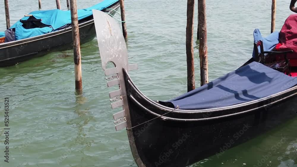 Venice gondola floating floating cam slow motion HD 30 frames per sec 59 sec Venice gondola floating floating cam slow motion HD 30 frames per sec 59 sec