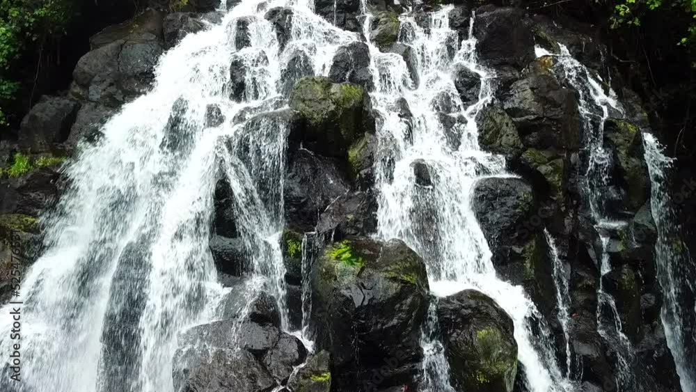 Kepirohi waterfall in Pohnpei, Micronesia(Federated States of Micronesia) Kepirohi waterfall in Pohnpei, Micronesia(Federated States of Micronesia)