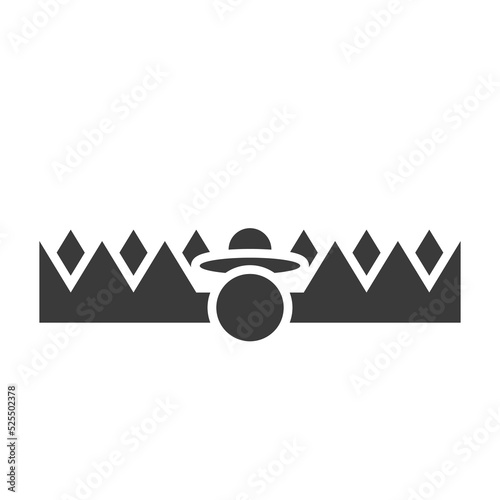 Trap with spikes for hunting animals glyph icon isolated on white background.Vector illustration.