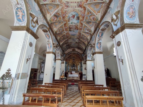 Oratino - Navata della Chiesa di Santa Maria di Loreto