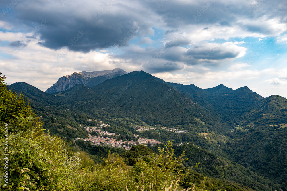 Fototapeta premium Intorno al Lago di Como (Lombardia)
