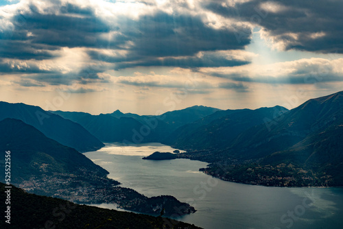 Intorno al Lago di Como (Lombardia) © Alessandro Calzolaro