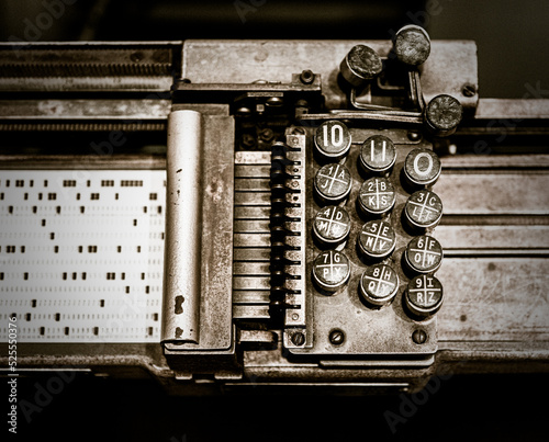 Foto Hollerith Punched Card Machine At The Intelligence Factory At Bletchley Park