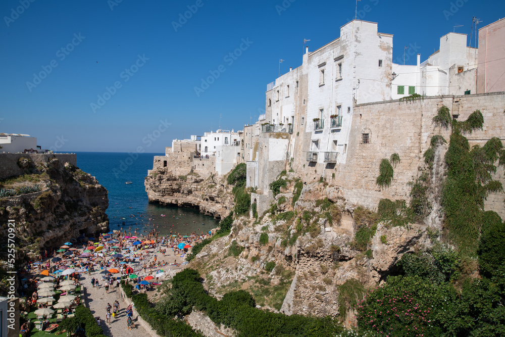 Obraz premium Polignano al mare view of south italian heritage site. Cityscape of a unique Mediterranean jewel.