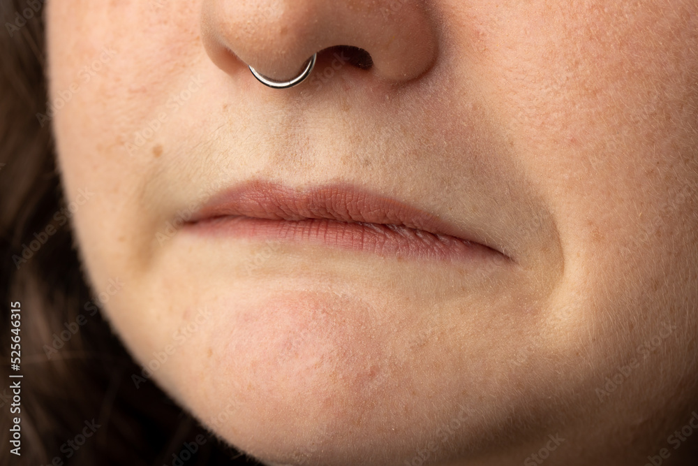 Obraz premium Close up of young woman with a worried expression