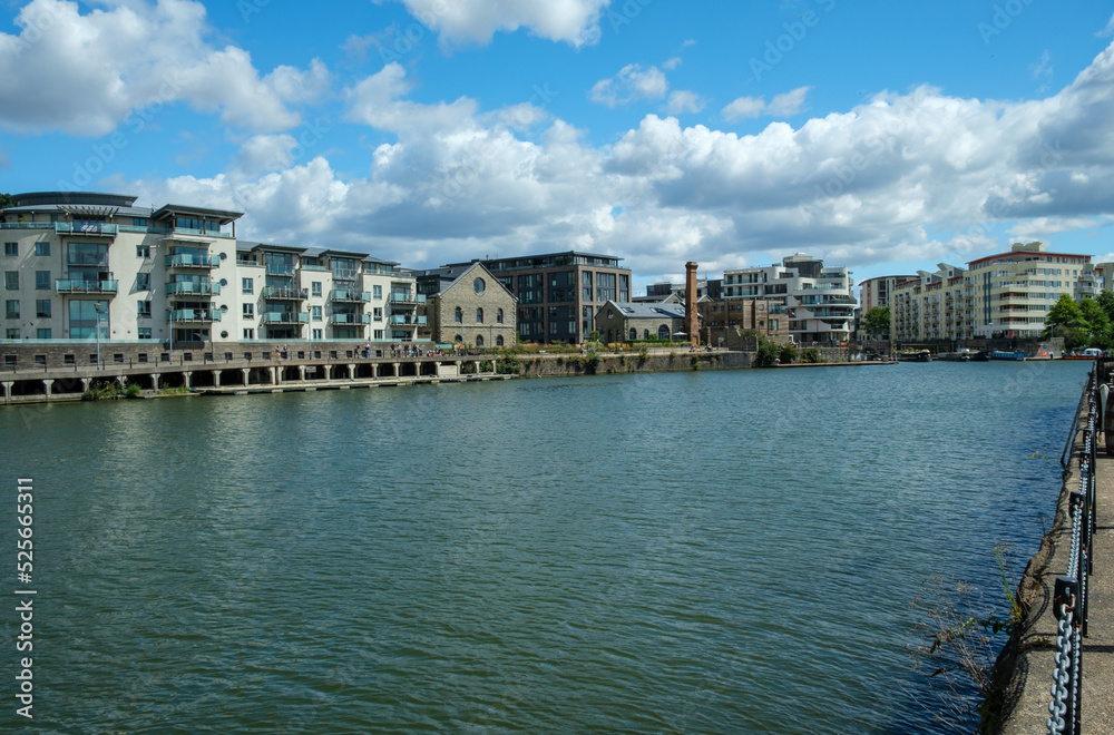Obraz premium Beautiful scene of the Bristol harbourside
