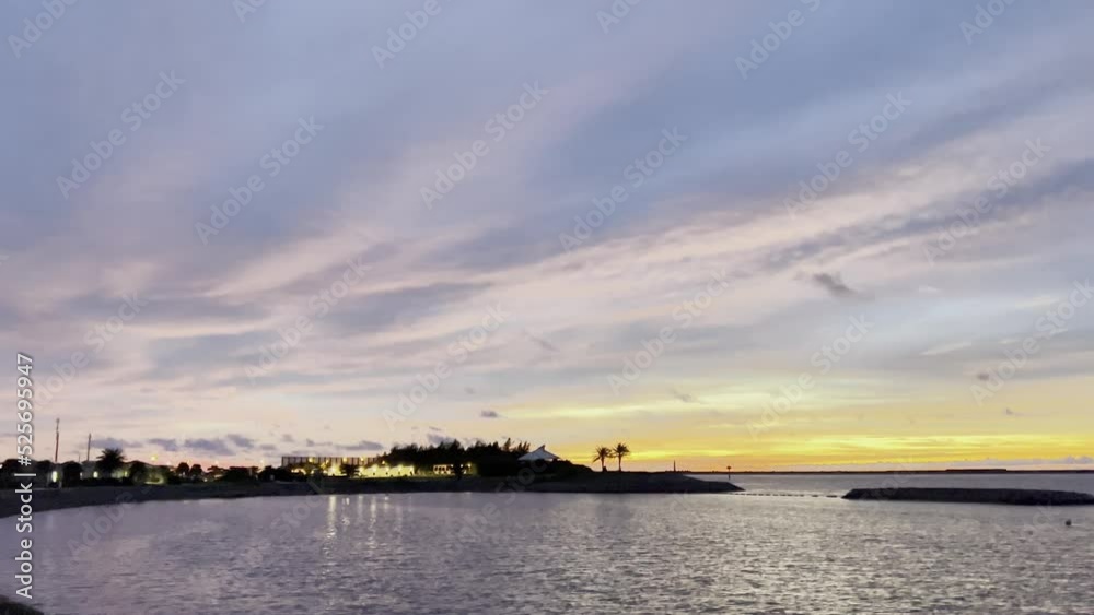 沖縄 那覇波の上うみそら公園の夕景 沖縄 那覇波の上うみそら公園の夕景