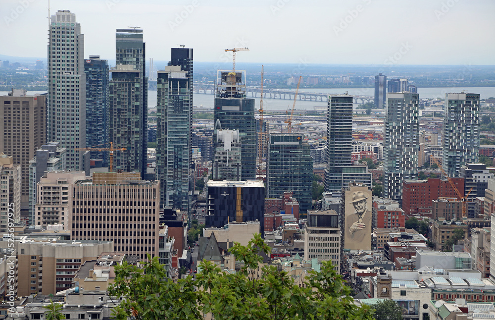 Obraz premium View at downtown of Montreal - Canada
