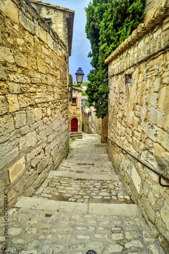 Fototapeta Naklejka Na Ścianę i Meble -  Les Baux-de-Provence, France