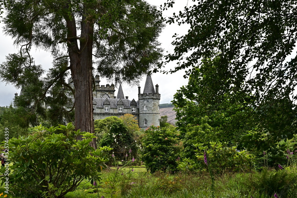 Inveraray Castle mit Park in Inveraray, Schottland