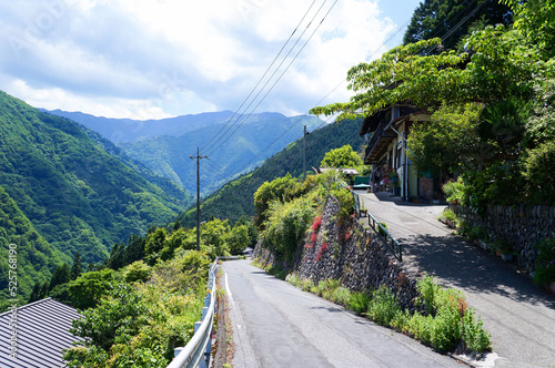 秩父往還道と栃本宿（埼玉県奥秩父）