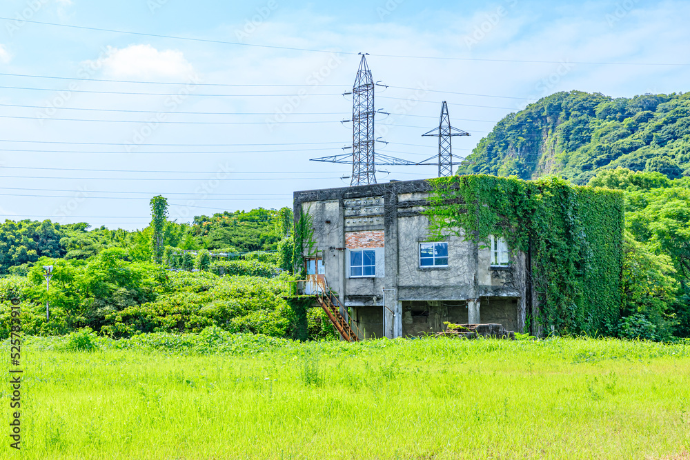 夏の万田坑 配電所 熊本県荒尾市 Manda pit in summer. Kumamoto-ken Arao city. 夏の万田坑 配電所 熊本県荒尾市 Manda pit in summer. Kumamoto-ken Arao city.