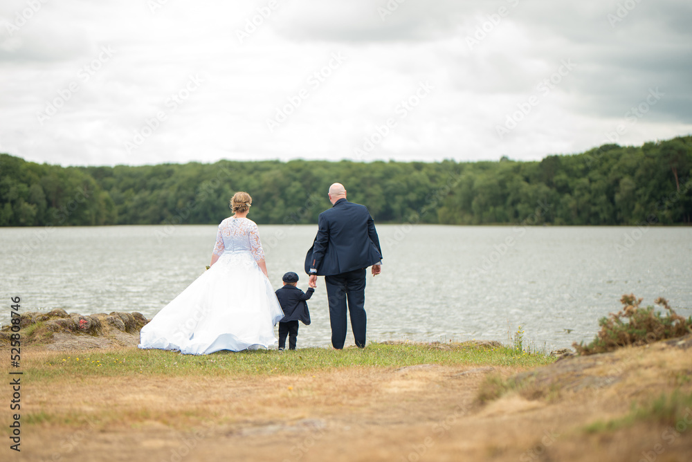 Mariage au bord de l'eau Mariage au bord de l'eau