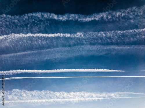 contrails
