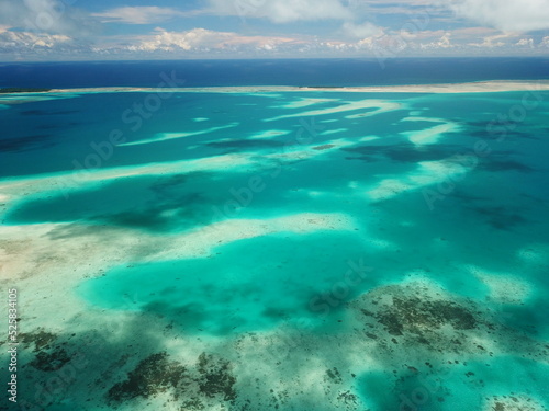 Pristine blue ocean, rock islands in Palau © Optimistic Fish