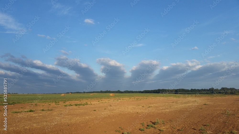 Special clouds on the farm, red river, Texas Sky, blue sky