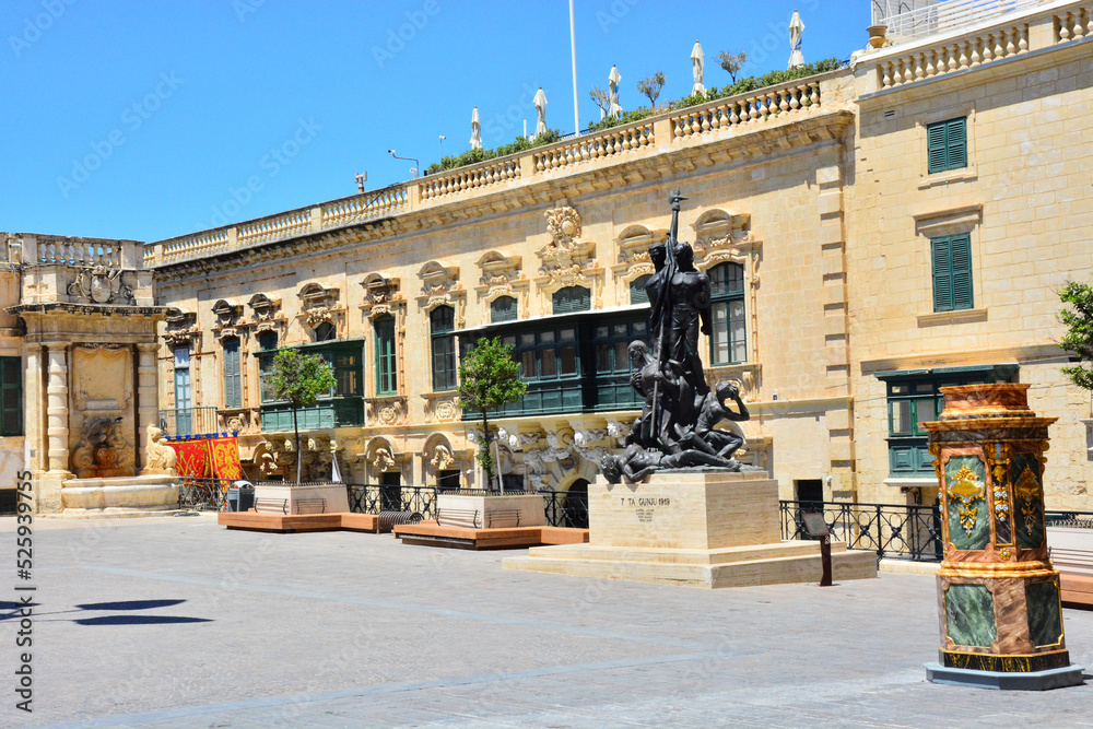 Obraz na płótnie George's Square in Valletta, capital of Malta w salonie