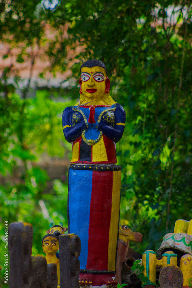 sculpture of a person sculpture of a person