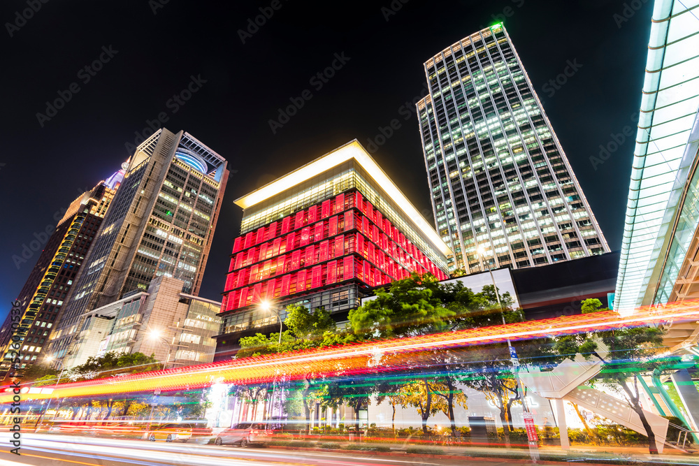 Φωτογραφία Night view of the plaza in Xinyi Business District, Taipei, Taiwan