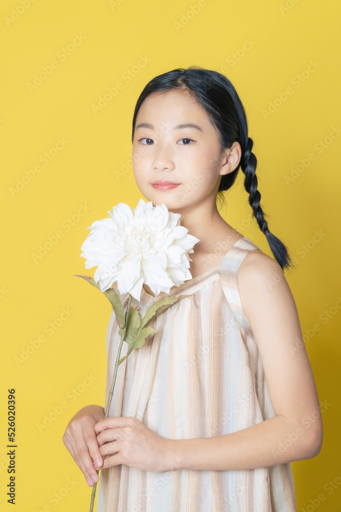 花を持った少女 写真館 花を持った少女 写真館