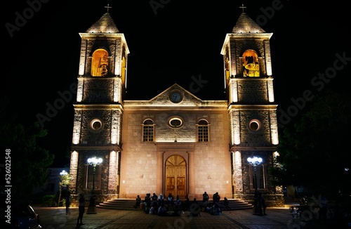 фотографія Cathedral of La Paz at night in Baja California Sur, Mexico
