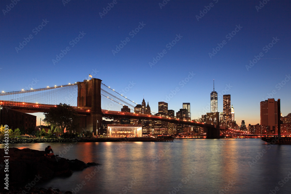 Brooklyn bridge and NYC skyline, New York City, USA