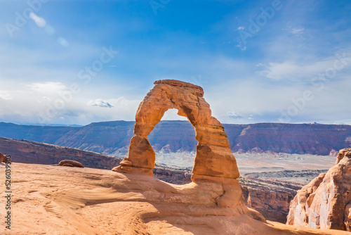 delicate arch in park