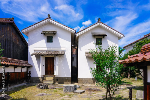 伝統的な町屋様式で復元された防災センターくら用心（鳥取県倉吉市）