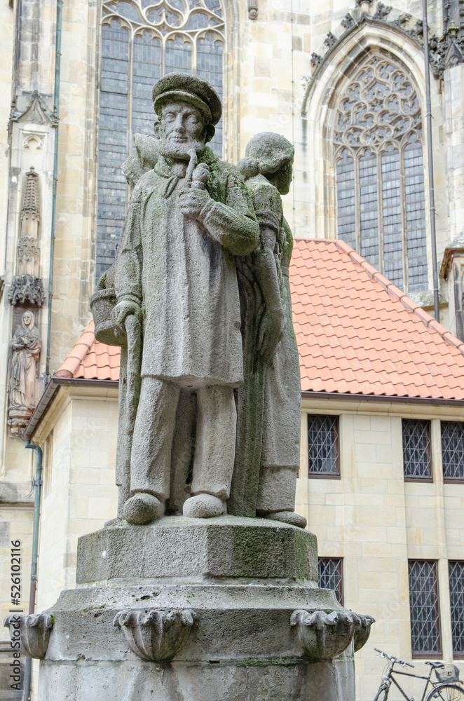 
Münster September 2021:
Fountain at the Prinzipalmarkt in Munster