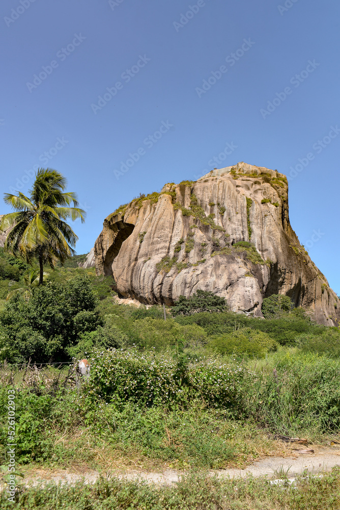 rocks in the mountains, rocks with mosses in the mountains, landscape in the mountains, Araruna, Brazil, mountains in Brazil, mountain climbing in Brazil, mountain to climb in northeastern Brazil