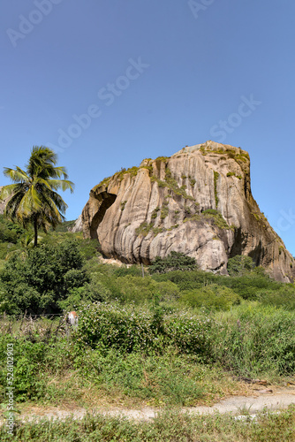 rocks in the mountains, rocks with mosses in the mountains, landscape in the mountains, Araruna, Brazil, mountains in Brazil, mountain climbing in Brazil, mountain to climb in northeastern Brazil