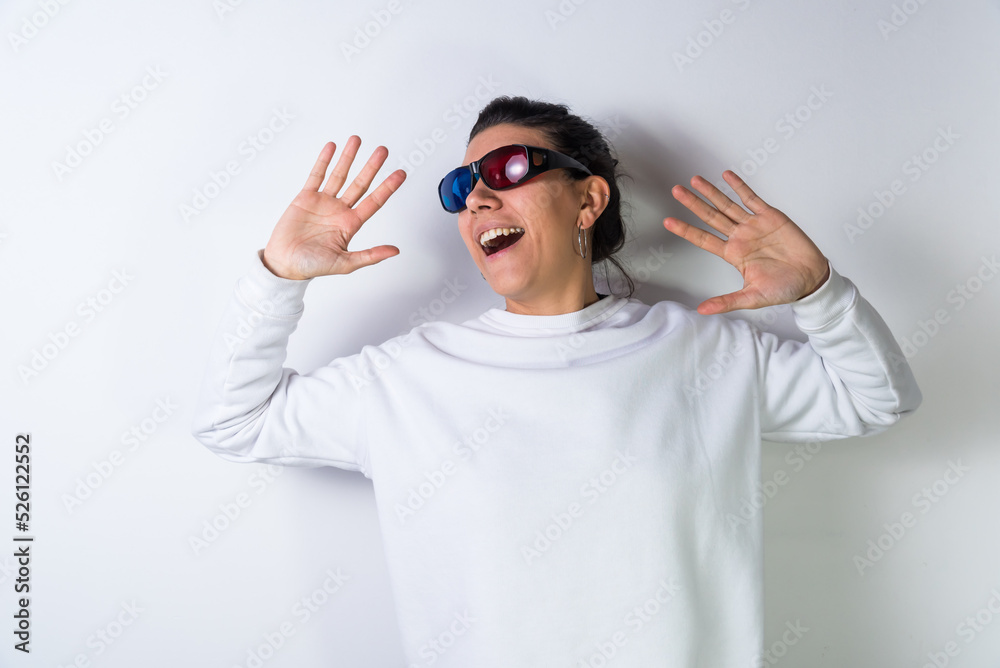 person wearing sunglasses 3d, playing a virtual game person wearing sunglasses 3d, playing a virtual game