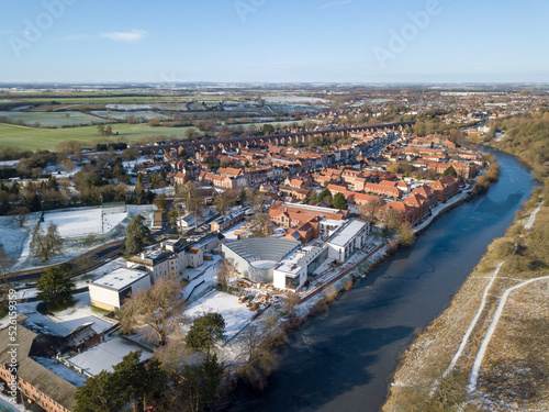 Obraz na płótnie aerial view of the small market town of yarm in teesside w salonie