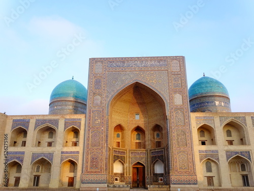 [Uzbekistan] Exterior of Mir i Arab Madrasa in Poi Kalan with blue sky (Bukhara)