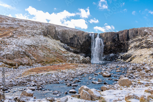 Der Gefufoss in den Bergen von Seyðisfjörður im osten von Iceland photo