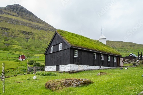 Kirche von Funningur, Insel Eysturoy, Färöer Inseln photo