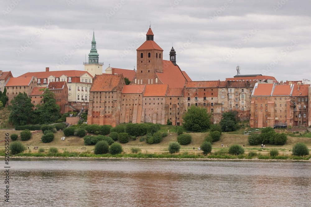 Fototapeta premium Grudziądz. Panorama miasta.
