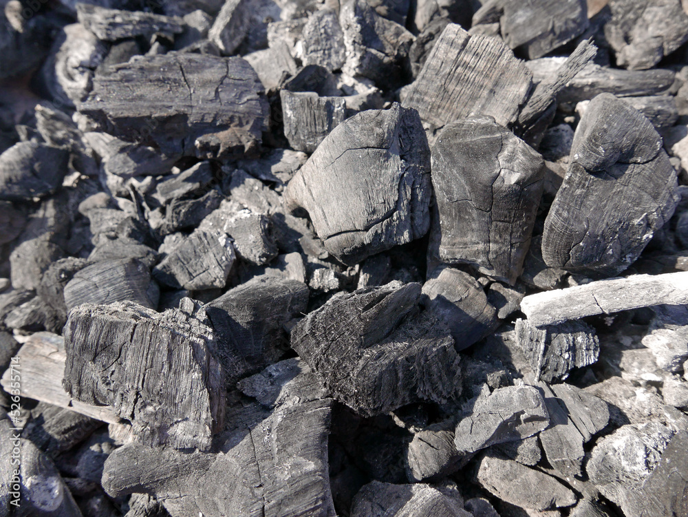 vista ravvicinata di una grande quantità di carbone
