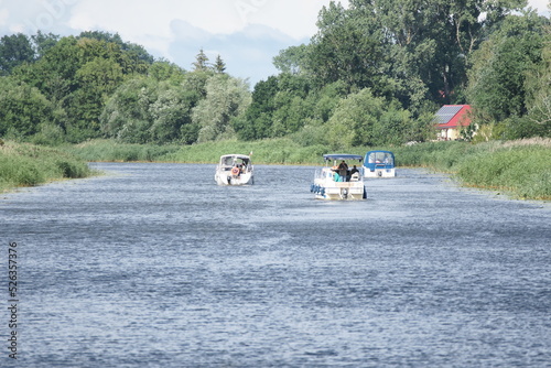 Motorówki na Szkarpawie. Polska - Pomorze - Żuławy - Wisła. photo