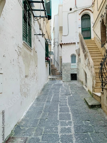 Old World Amalfi  © Brit