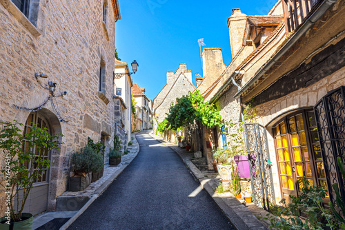 Fototapeta Naklejka Na Ścianę i Meble -  A medieval street in Rocamadour, France