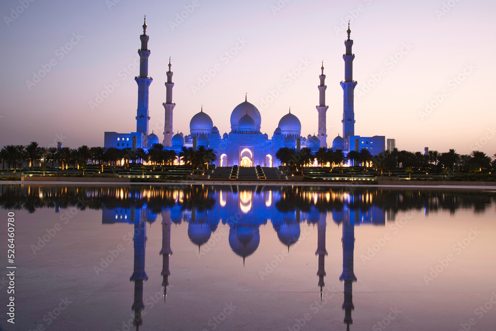 Naklejka premium ABU DHABI GRAND MOSQUE