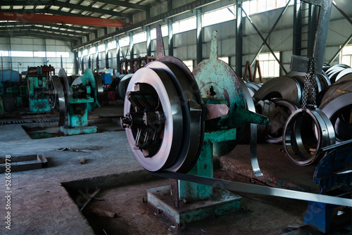 Machine of unrolling cold rolled steel coils