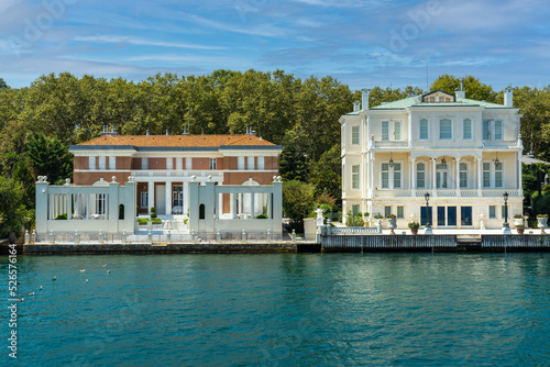 Εκτύπωση καμβά Views of various mansions and nostalgic buildings from the sea, on the European side of Istanbul, on the Bosphorus