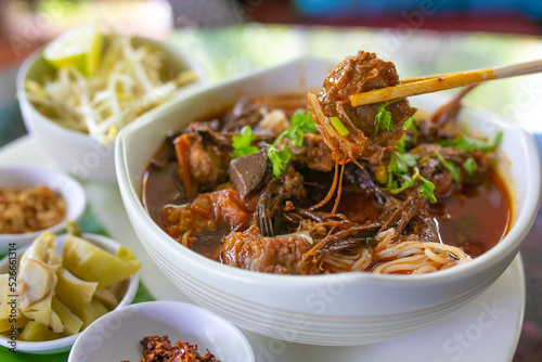 Quadro em tela Thai rice noodles with (northern) Lanna curry called nam ngio